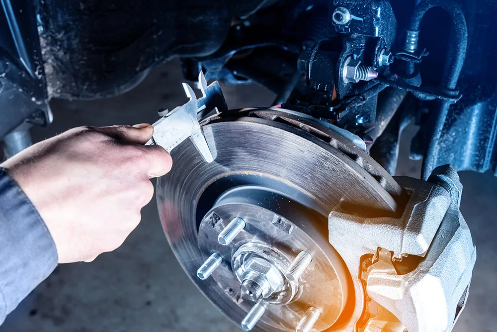 How to Keep Your Car's Brake System in Top Condition Year-Round in Highlands Ranch, Colorado