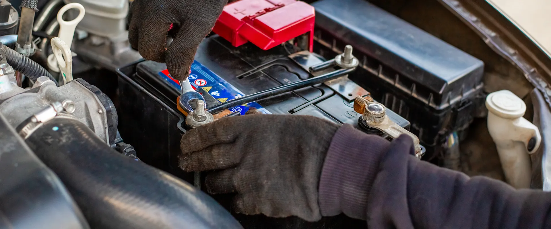 Battery Services Highlands Ranch, CO - Battery Repair near Highlands Ranch, CO